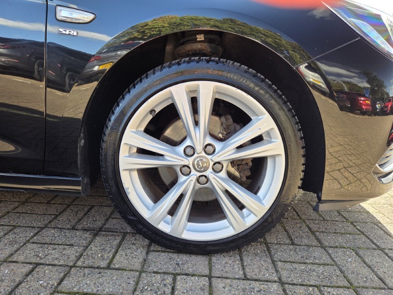 2018 (68) VAUXHALL ASTRA 1.6T 16V 200 SRi Vx-line Nav 5dr 5883038