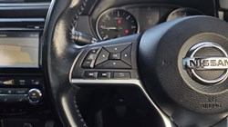 2018 (18) NISSAN QASHQAI 1.6 dCi Tekna 5dr 4WD 5883112