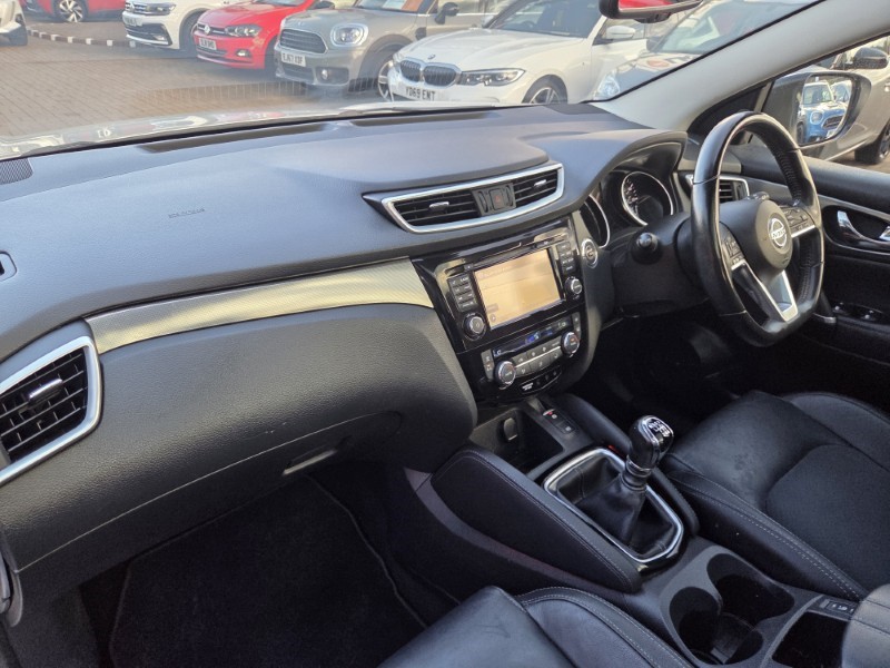 2018 (18) NISSAN QASHQAI 1.6 dCi Tekna 5dr 4WD 5883105