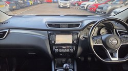 2018 (18) NISSAN QASHQAI 1.6 dCi Tekna 5dr 4WD 5883101