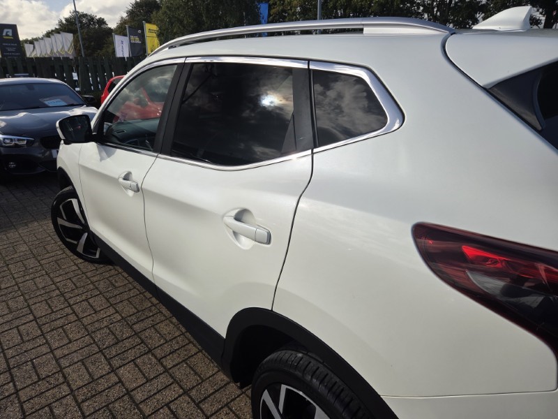 2018 (18) NISSAN QASHQAI 1.6 dCi Tekna 5dr 4WD 5883090