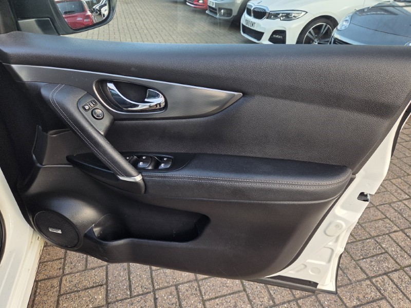 2018 (18) NISSAN QASHQAI 1.6 dCi Tekna 5dr 4WD 5883109