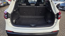 2018 (18) NISSAN QASHQAI 1.6 dCi Tekna 5dr 4WD 5883096