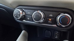2018 (18) NISSAN MICRA 0.9 IG-T Acenta 5dr 5877214