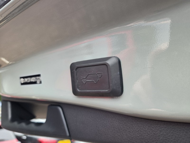 2020 (70) TOYOTA RAV4 2.5 VVT-i Hybrid Excel 5dr CVT 2WD 5882822