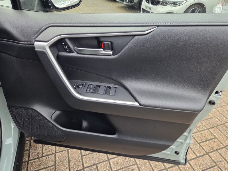 2020 (70) TOYOTA RAV4 2.5 VVT-i Hybrid Excel 5dr CVT 2WD 5882833
