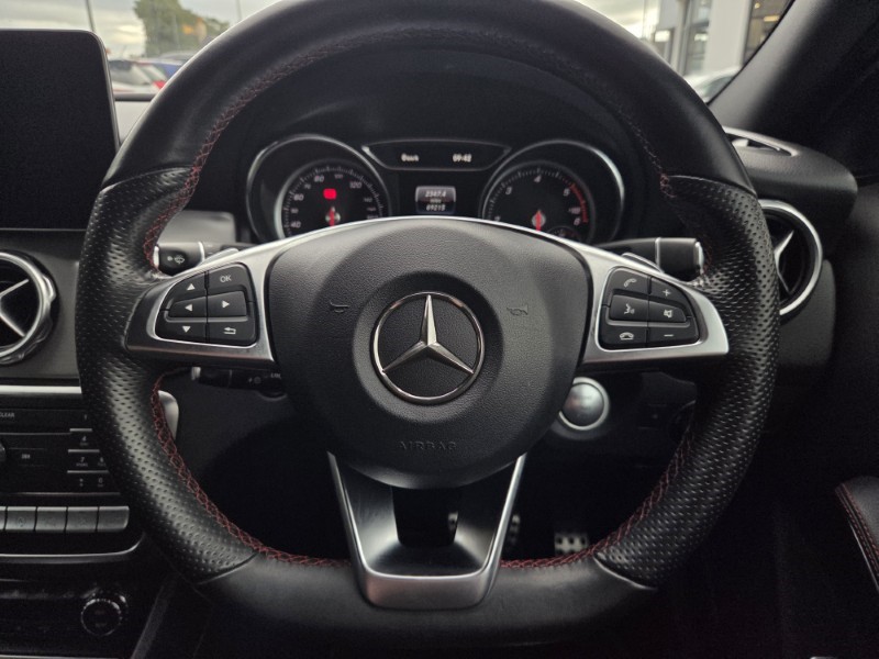 2018 (18) MERCEDES-BENZ GLA 220d 4Matic AMG Line Premium 5dr Auto 5895809