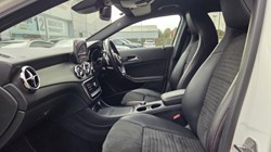2018 (18) MERCEDES-BENZ GLA 220d 4Matic AMG Line Premium 5dr Auto 5895802