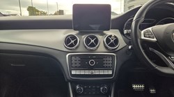2018 (18) MERCEDES-BENZ GLA 220d 4Matic AMG Line Premium 5dr Auto 5895799