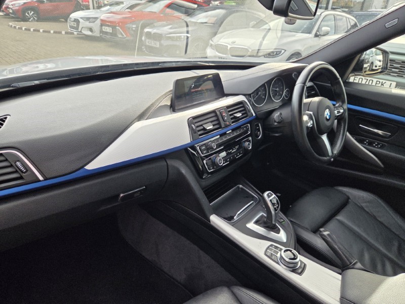 2017 (67) BMW 3 SERIES 330d xDrive M Sport 5dr Step Auto [Business Media] 5940485