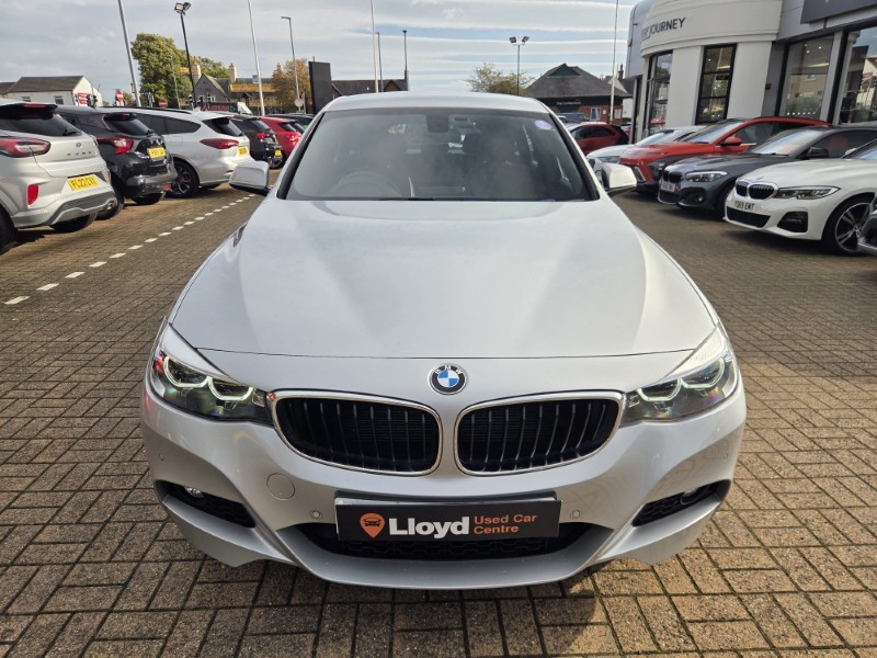 2017 (67) BMW 3 SERIES 330d xDrive M Sport 5dr Step Auto [Business Media] 5940465