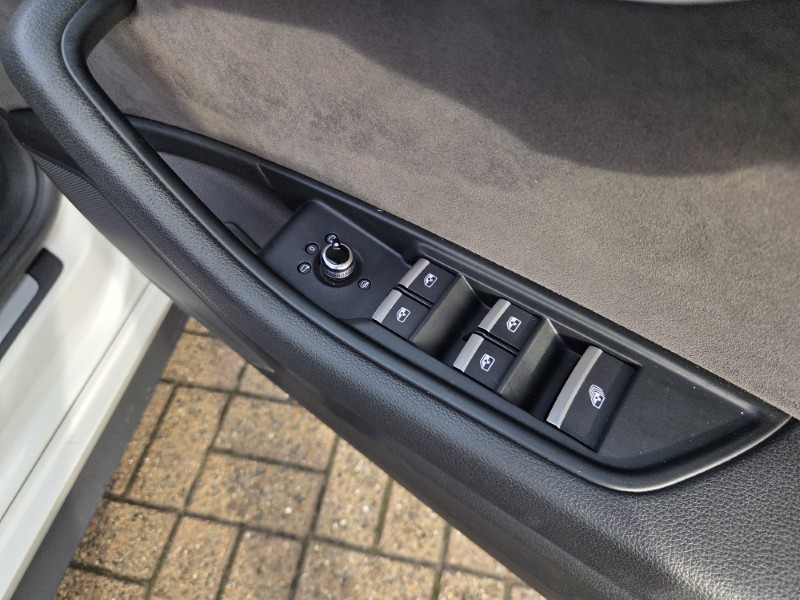 2018 (18) AUDI A5 2.0 TFSI S Line 2dr 5940532