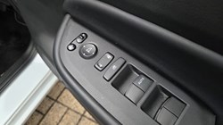 2023 (72) HONDA JAZZ 1.5 i-MMD Hybrid SR 5dr eCVT 5895850
