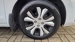 2023 (72) HONDA JAZZ 1.5 i-MMD Hybrid SR 5dr eCVT 5895821