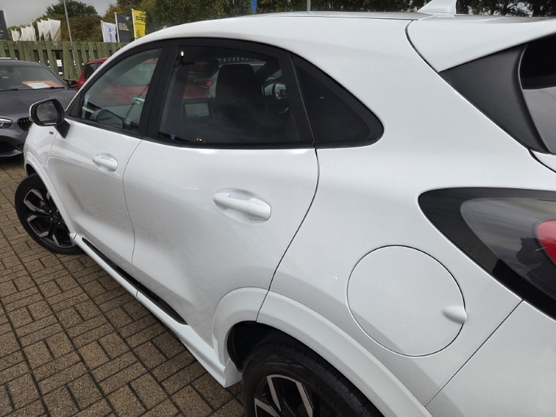 2023 (23) FORD PUMA 1.0 EcoBoost Hybrid mHEV ST-Line X 5dr 5895875