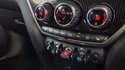2019 (69) MINI COUNTRYMAN 2.0 Cooper S Exclusive 5dr Auto 5895989