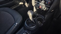 2020 (70) MINI HATCHBACK 1.5 One Classic II 3dr 5933379