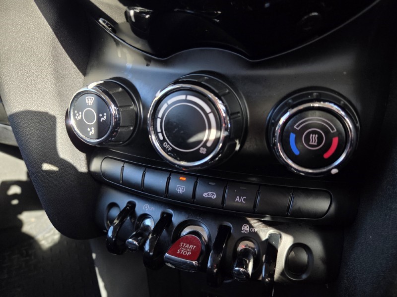 2020 (70) MINI HATCHBACK 1.5 One Classic II 3dr 5933382