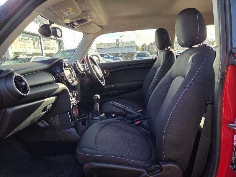 2020 (70) MINI HATCHBACK 1.5 One Classic II 3dr 5933367