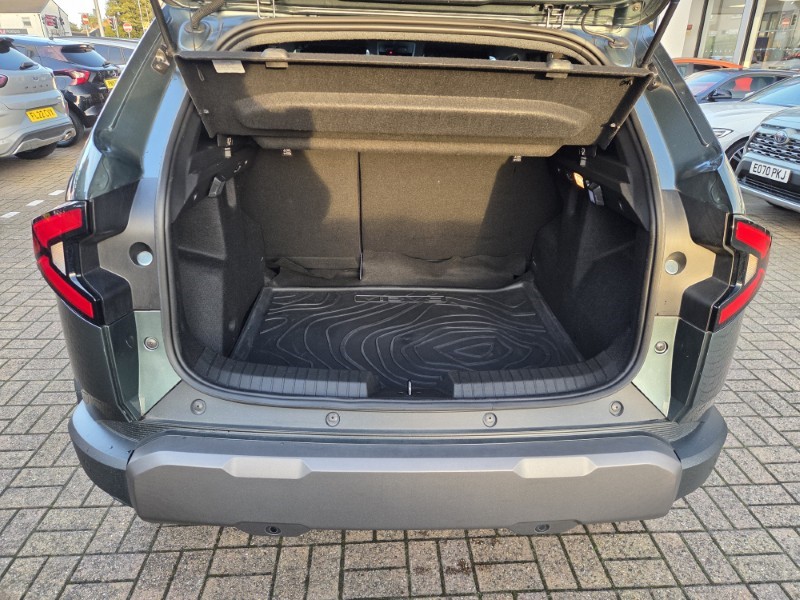 2025 (74) DACIA DUSTER 1.6 Hybrid 140 Extreme 5dr Auto 5935085