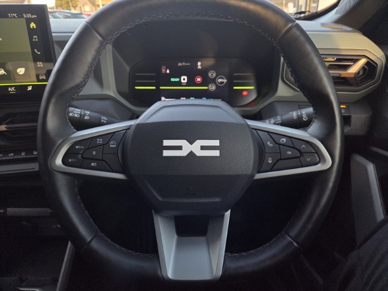 2025 (74) DACIA DUSTER 1.6 Hybrid 140 Extreme 5dr Auto 5935101