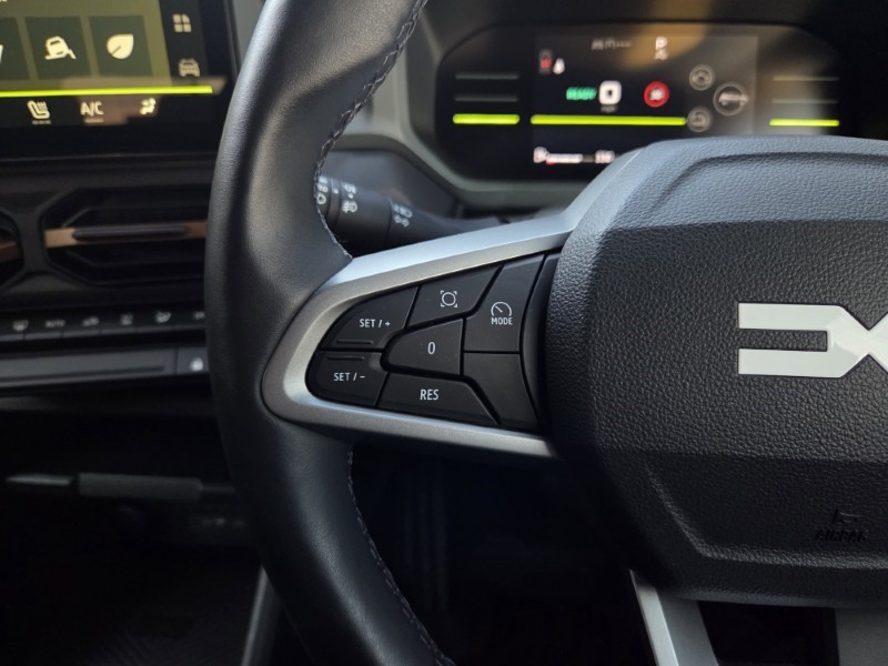 2025 (74) DACIA DUSTER 1.6 Hybrid 140 Extreme 5dr Auto 5935099