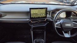 2025 (74) DACIA DUSTER 1.6 Hybrid 140 Extreme 5dr Auto 5935089