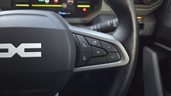 2025 (74) DACIA DUSTER 1.6 Hybrid 140 Extreme 5dr Auto 5935100