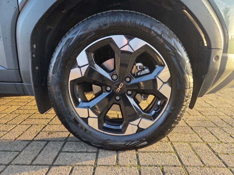 2025 (74) DACIA DUSTER 1.6 Hybrid 140 Extreme 5dr Auto 5935072