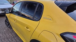 2020 (70) PEUGEOT 208 1.2 PureTech 130 GT Line 5dr EAT8 5933559