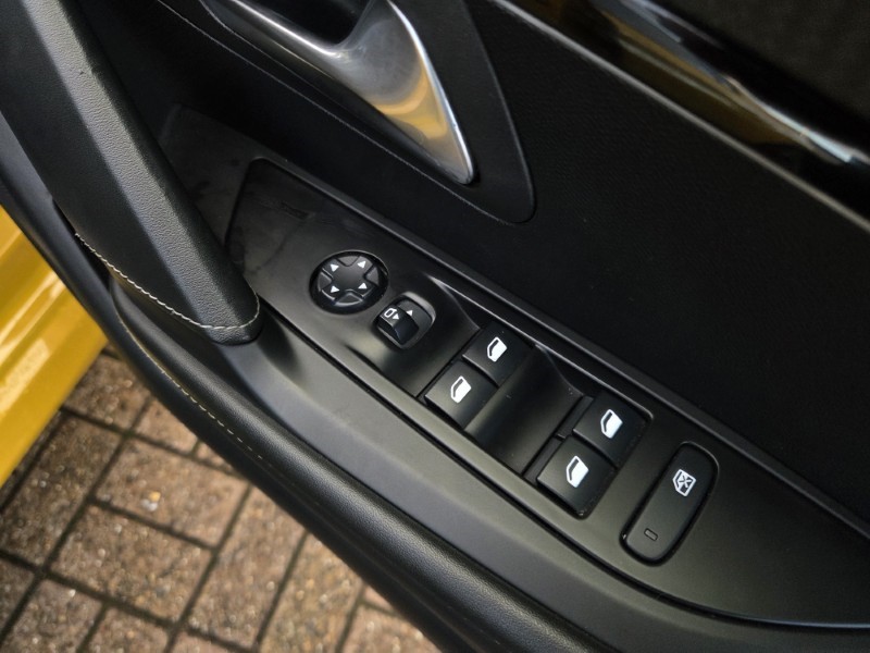 2020 (70) PEUGEOT 208 1.2 PureTech 130 GT Line 5dr EAT8 5933581