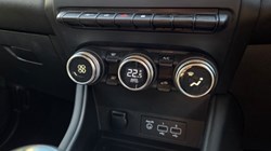 2021 (71) RENAULT CAPTUR 1.0 TCE 90 S Edition 5dr 5951882