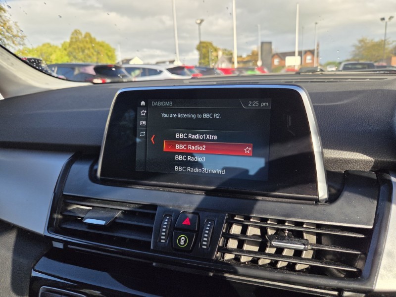 2019 (19) BMW 2 SERIES 218i SE 5dr 5934691