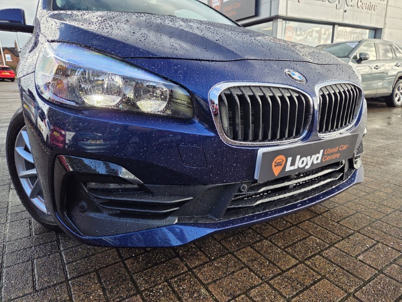 2019 (19) BMW 2 SERIES 218i SE 5dr 5934660