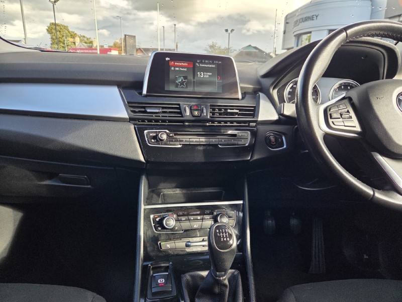 2019 (19) BMW 2 SERIES 218i SE 5dr 5934674
