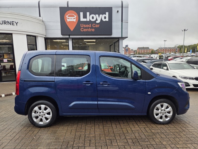 2020 (20) VAUXHALL COMBO LIFE 1.5 Turbo D 130 Energy 5dr 5944419