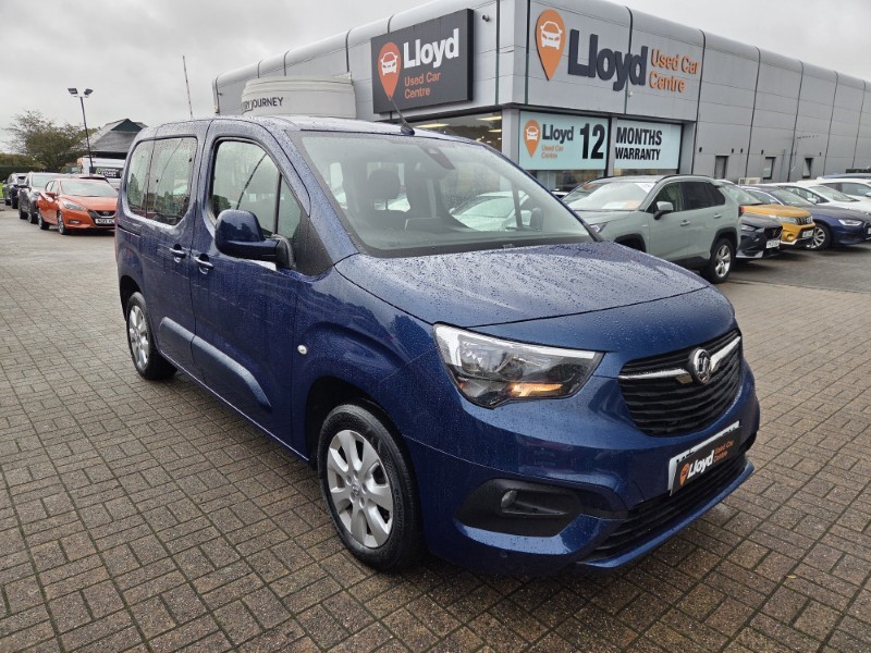 2020 (20) VAUXHALL COMBO LIFE 1.5 Turbo D 130 Energy 5dr