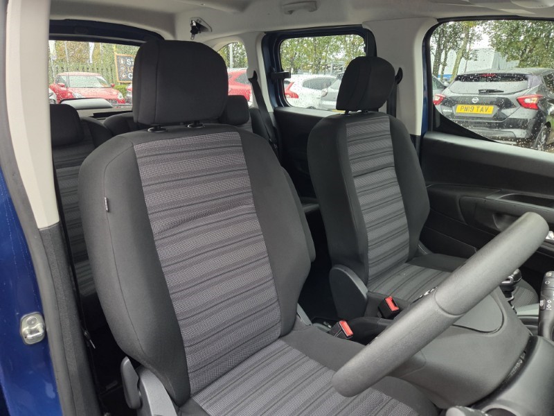 2020 (20) VAUXHALL COMBO LIFE 1.5 Turbo D 130 Energy 5dr 5944446
