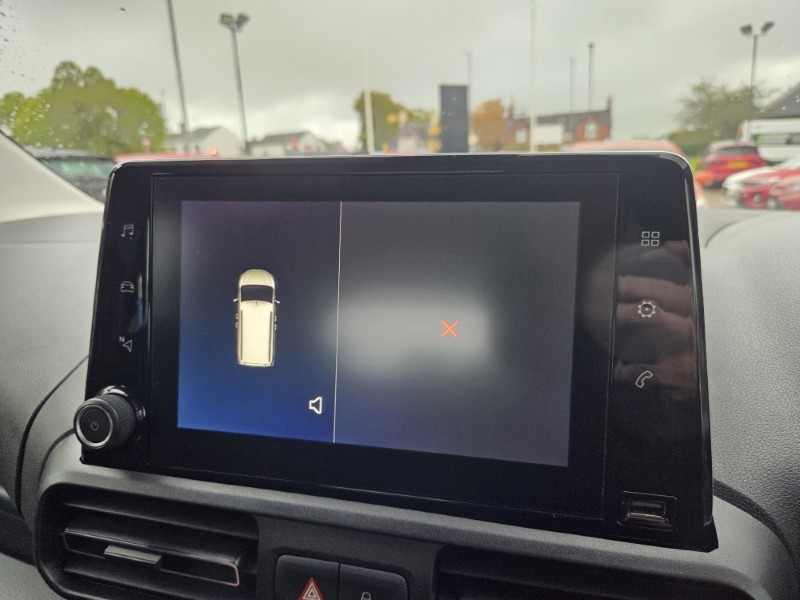 2020 (20) VAUXHALL COMBO LIFE 1.5 Turbo D 130 Energy 5dr 5944457