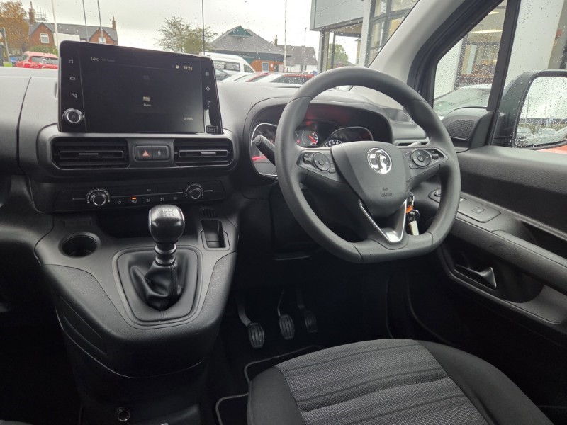 2020 (20) VAUXHALL COMBO LIFE 1.5 Turbo D 130 Energy 5dr 5944440