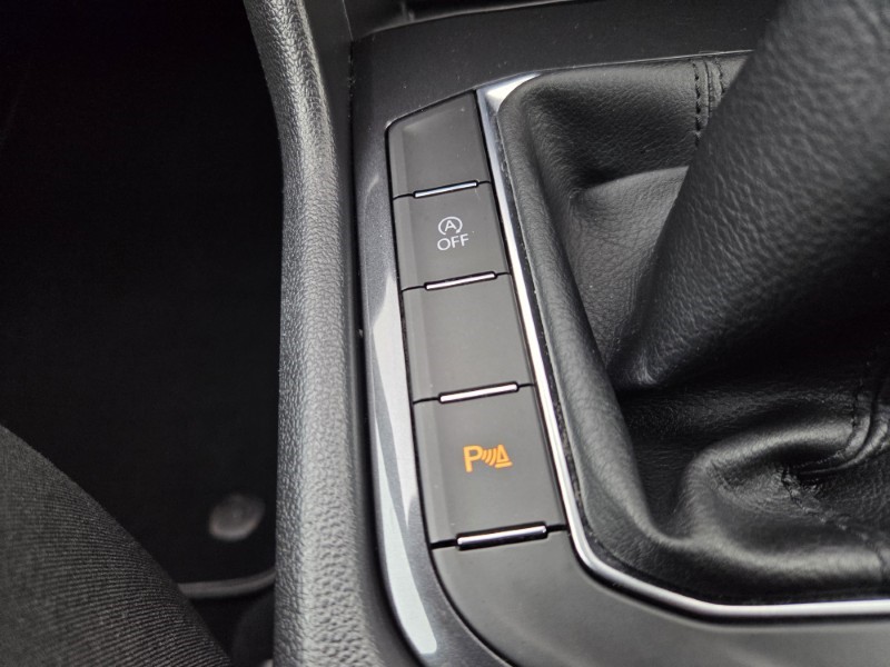2017 (67) VOLKSWAGEN TIGUAN 2.0 TDi 150 SE Nav 5dr 5940632