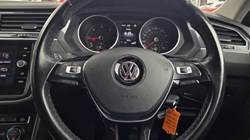 2017 (67) VOLKSWAGEN TIGUAN 2.0 TDi 150 SE Nav 5dr 5940630