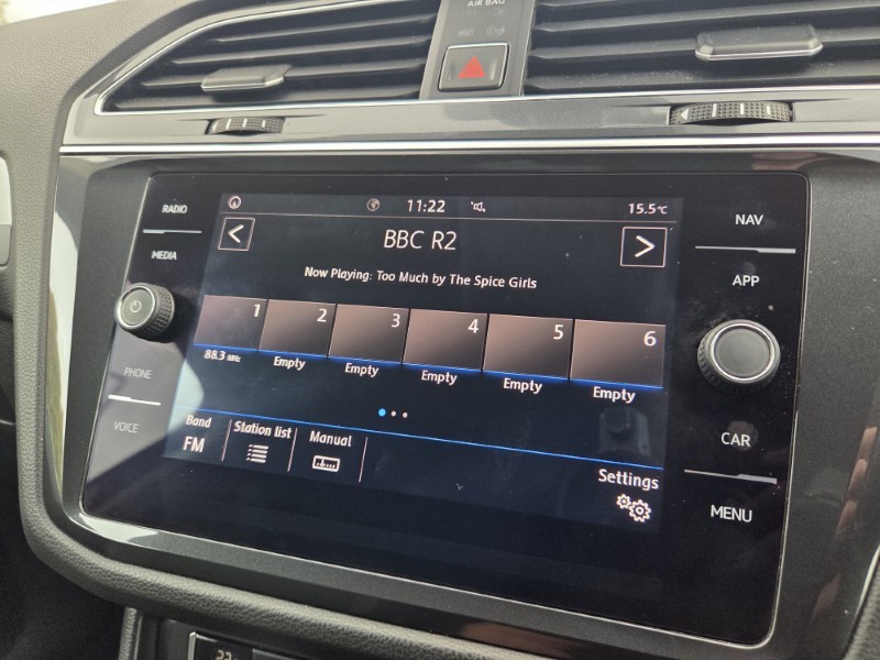 2017 (67) VOLKSWAGEN TIGUAN 2.0 TDi 150 SE Nav 5dr 5940635