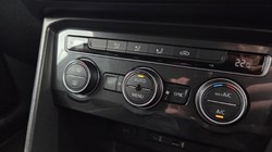 2017 (67) VOLKSWAGEN TIGUAN 2.0 TDi 150 SE Nav 5dr 5940633