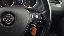 2017 (67) VOLKSWAGEN TIGUAN 2.0 TDi 150 SE Nav 5dr 5940629