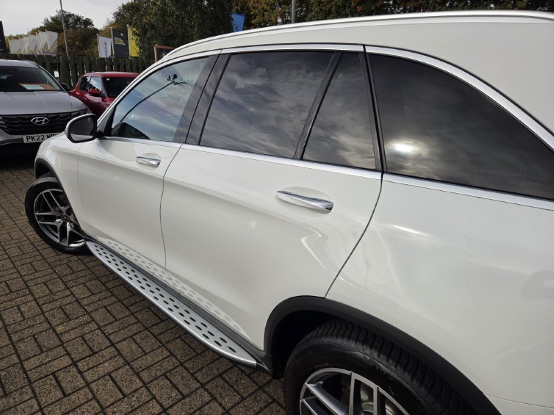 2017 (67) MERCEDES-BENZ GLC 350d 4Matic AMG Line Premium 5dr 9G-Tronic 5940261