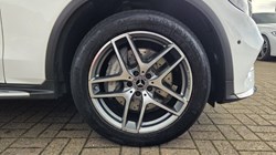 2017 (67) MERCEDES-BENZ GLC 350d 4Matic AMG Line Premium 5dr 9G-Tronic 5940252