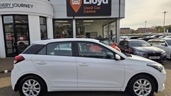 2017 (66) HYUNDAI I20 1.2 SE 5dr 5940641