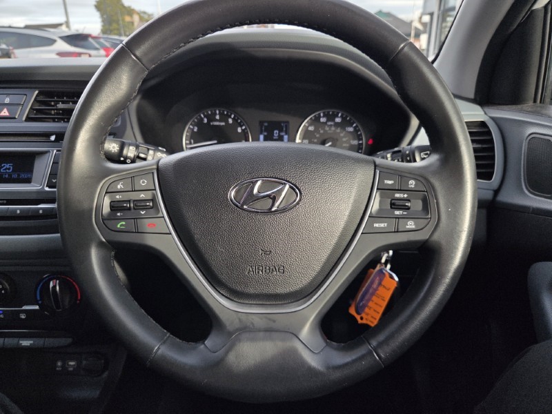 2017 (66) HYUNDAI I20 1.2 SE 5dr 5940670