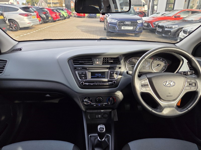 2017 (66) HYUNDAI I20 1.2 SE 5dr 5940658